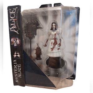 Alice Madness Returns Hysteria Alice New In Box Figurines